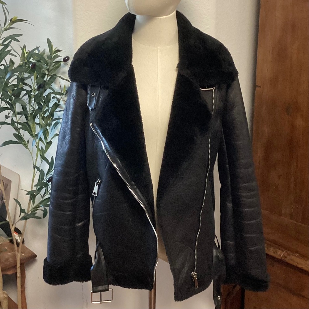 L&J Studios Womens Black Faux Shearling Aviator Moto Jacket Belted XS Gothic - Picture 3 of 11